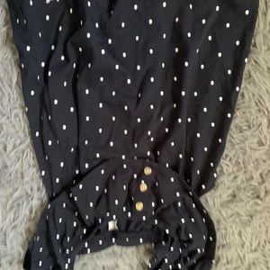 Abercrombie spotted black blouse
